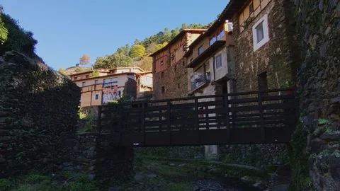 Robledillo de Gata. Panoramic view. Cáceres.Beautiful mountain village with 動画素材 333023801