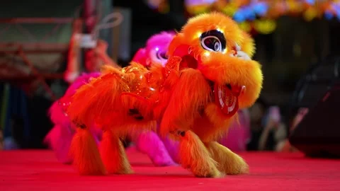 Robot animal lion dance performance during Chinese New Year Stock Footage 332594319