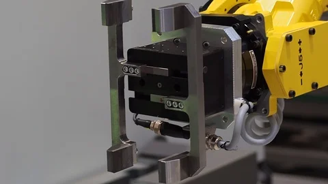 Robot arm Stock-Footage 120672598