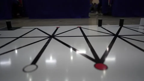 Robot car running on board for competition 스톡 동영상 140032648