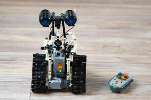 The robot from the children's designer on the control panel. DIY educational toy 스톡 사진