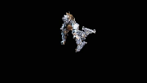 Robot Dancing, with Alpha matte. Stock Footage 171883982