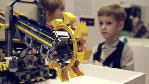 The robot excavator Stock Footage 71480667