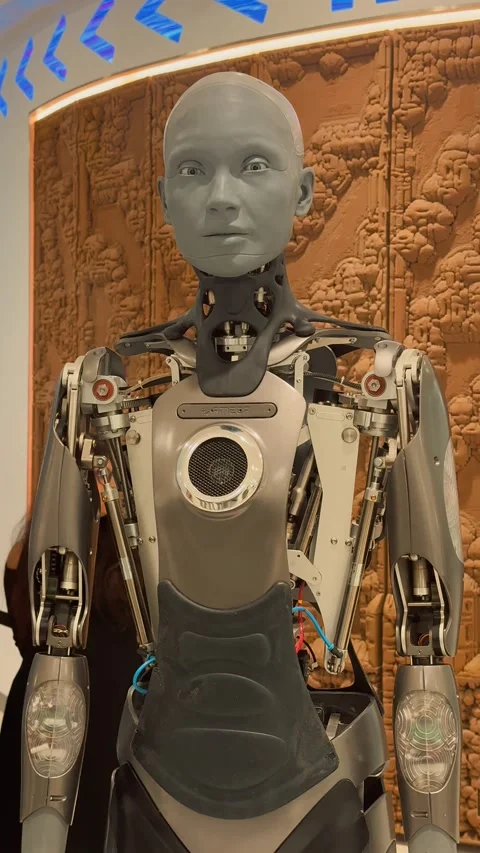 Robot in Museum Of Future 8 (Editorial) Video stock 328849625