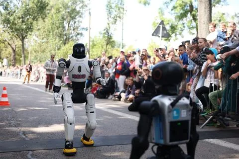 Robots compete in first nationwide Robot Run competition in Krakow, Poland - 06  Foto stock