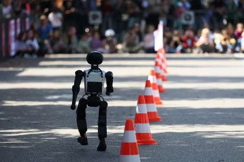Robots compete in first nationwide Robot Run competition in Krakow, Poland - 06  Foto stock