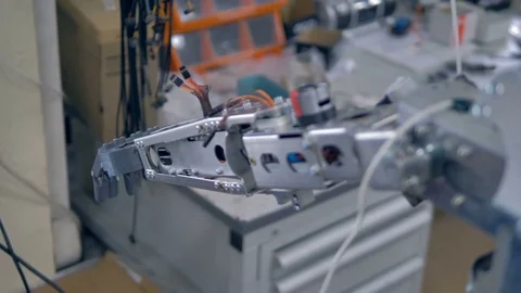 Robots steel body frame and a head. Stock Footage