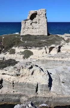 Roca Vecchia - Resti della Torre di Maradico Photos