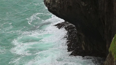 Rock and ocean waves Stock Footage 72446406