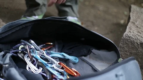 Rock climber hands grabbing quickdraw and carabiner to belay. Slow motion 120fps 스톡 동영상 72381465