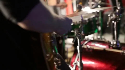 Rock group play close up Vidéo 85460057