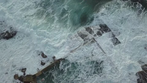 Rock pool wave Stock Footage 136136205