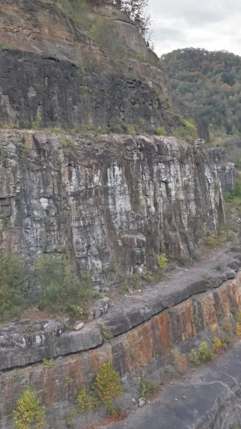 Rock wall1 스톡 동영상 320032314