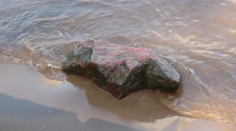 Rock in water Stock Footage 24565994
