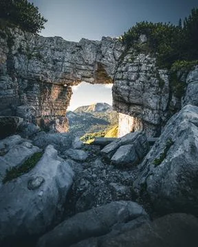 Rock window on Mount Loser in Alps. Austia. Foto stock