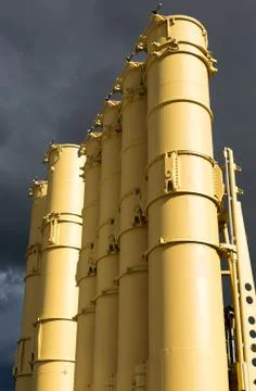 Rocket installation on dark the sky Fotos de archivo