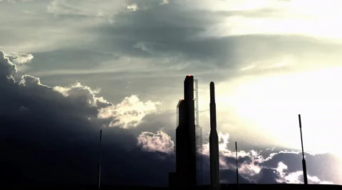 Rocket launch pad on sunset Vidéo 68158647