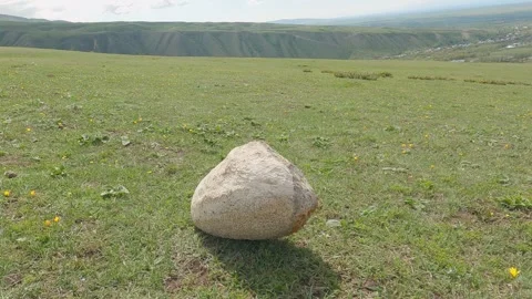 Rockfall during an earthquake. Stock Footage 275265443