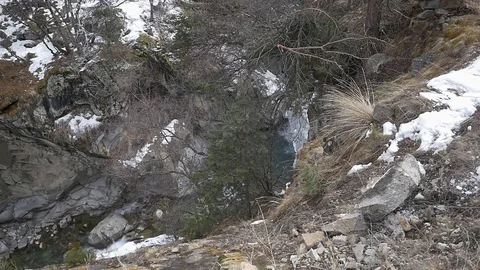 Rockfall in the mountains. Stones roll down a steep cliff 库存影片 87791023