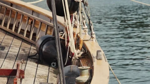 Rocking starboard deck of a moored sailing ship in a calm sea 스톡 동영상 258552466