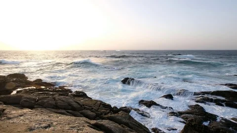 Rocks and ocean 動画素材 82382422