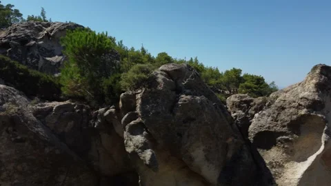 Rocks lagoon beach Video stock 205090972