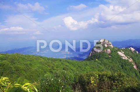 Rocks on the mountaintop of chinese Nanning ridge Stock Photos