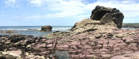Rocks on Ocean - Anamorphic 库存影片 91178576