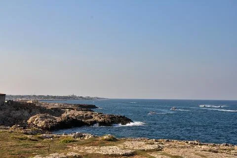 Rocks by the sea Fotos Stock
