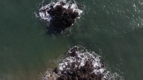 Rocks on the shoreline Stockbeeldmateriaal 151194145