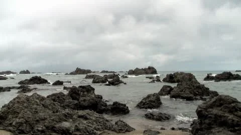 Rocks in water Vidéo 8840044