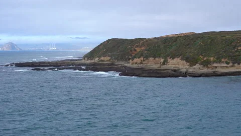 Rocky cliffs and Pacific ocean, amazing view from Montana de Oro, CA Stock Footage 171844546