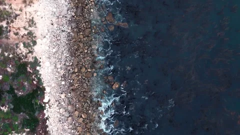 Rocky coast 库存影片 250455864