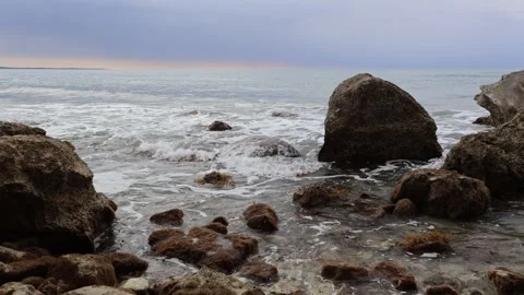 Rocky Coastline with Algae at Kourion Beach Vídeos de archivo 294993410