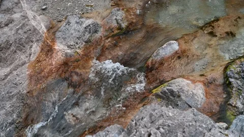 Rocky mountain river with clear water Stock-Footage 211455017