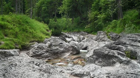 Rocky mountain stream in a beautiful landscape 스톡 동영상 211455652