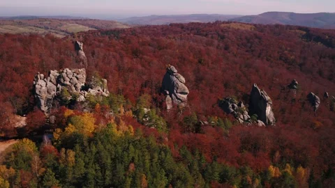 Rocky mountains in fall Video stock 255099737