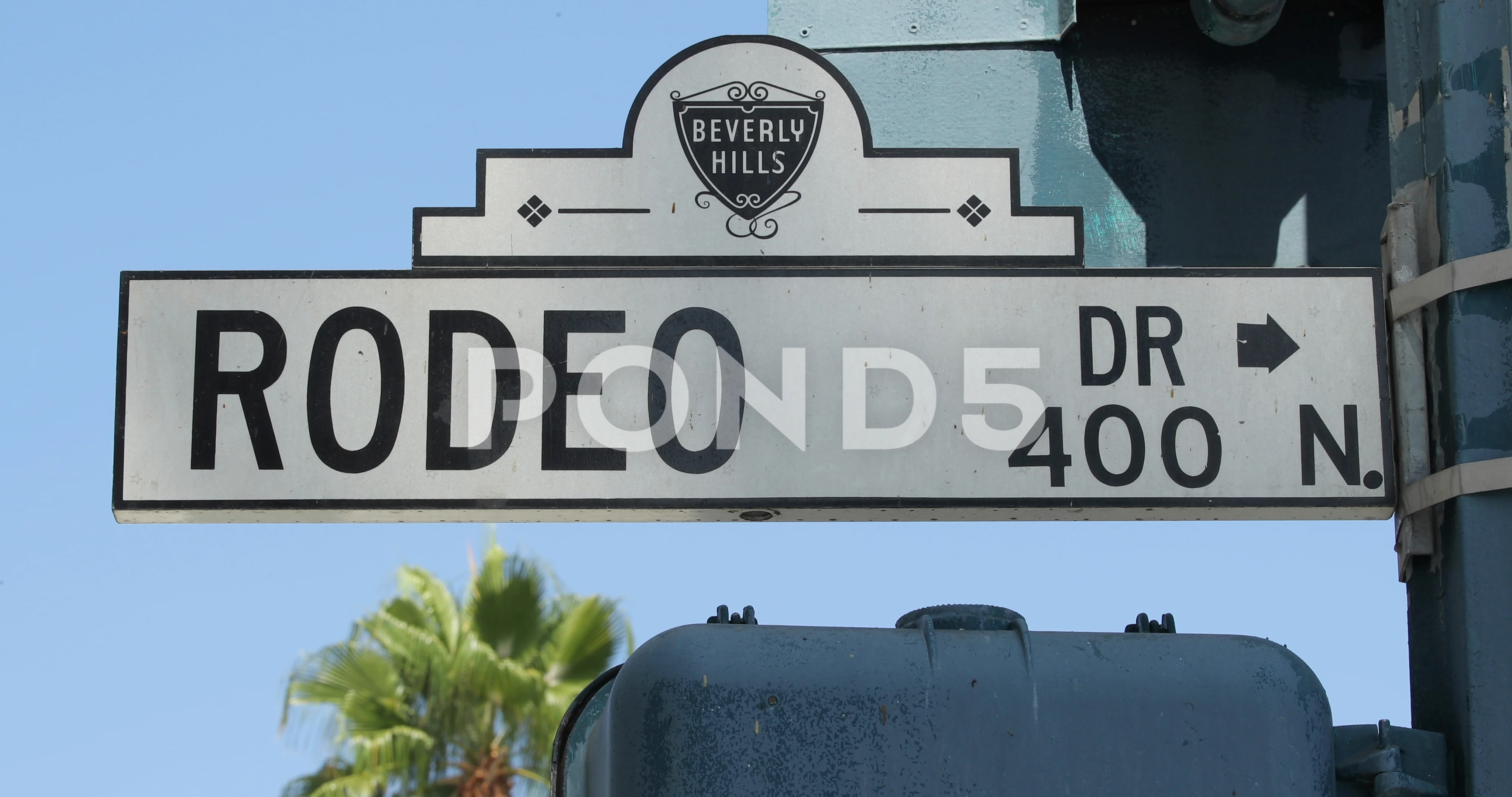 Premium Photo  Rodeo dr drive road sign in beverly hills los angeles  united states