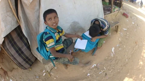 Rohingya refugees children 스톡 동영상 104191176