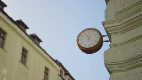 Rolex discount street clock