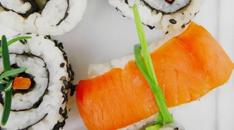 Roll with Cucumber and salmon 库存影片 51405361