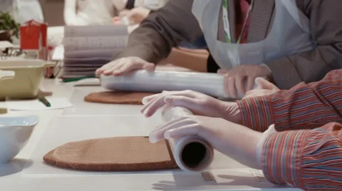 Roll with hands dough 스톡 동영상 47584793