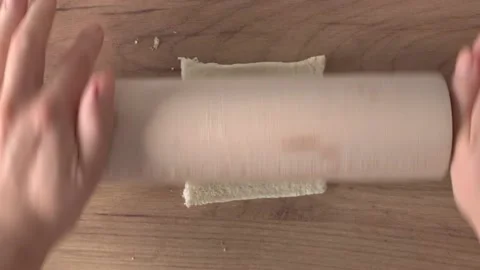 Roll Out The Bread For Making Hot Dog Видео 220349820
