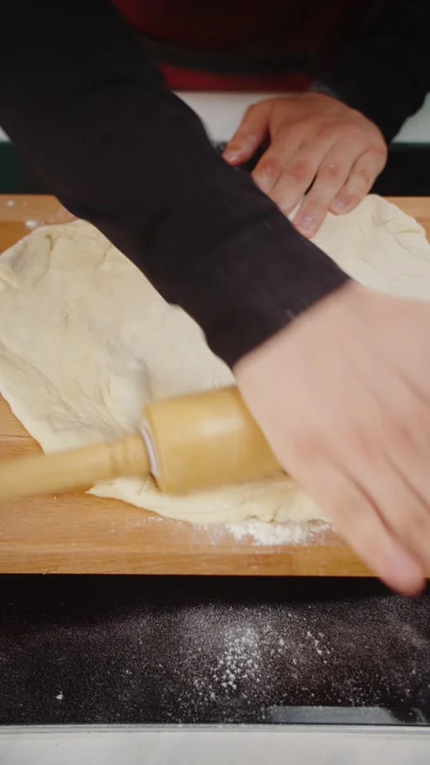 Roll Out the Fresh Dough Vídeos de archivo 282730185
