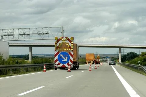  Rollende Baustelle , Autobahn A71, Deutschland, BLF *** Rolling construct... Stock Photos