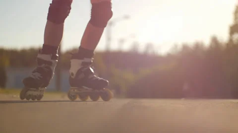 Roller blades skating Stockbeeldmateriaal 39194112