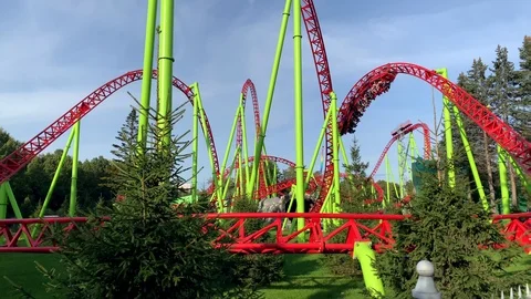 Roller coaster in the amusement park 库存影片 115700123