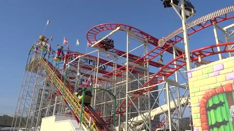 Roller coaster Video stock 49031314