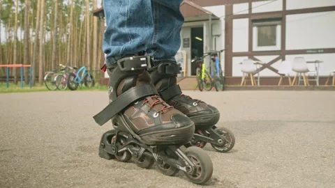 Roller skates during inline skating outdoors. Active lifestyle. Rollerblading Stock Footage 277438563