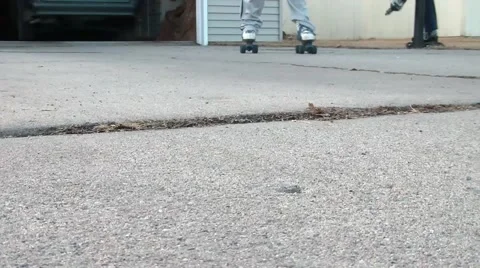Roller Skates Passing By Vídeo Stock 66064285